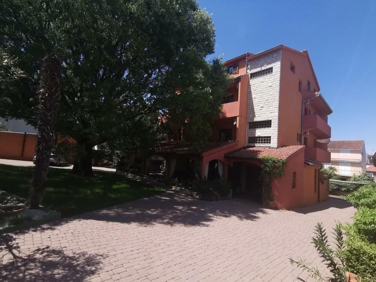 Villa Maimare Биоград-на-Мору Экстерьер фото
